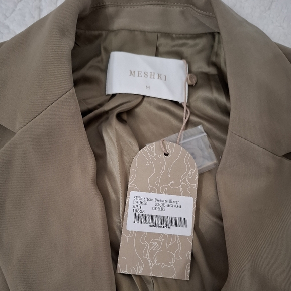 Meshki Simone Lined Oversized Blazer Button Olive Jacket Size Medium New - Picture 11 of 16